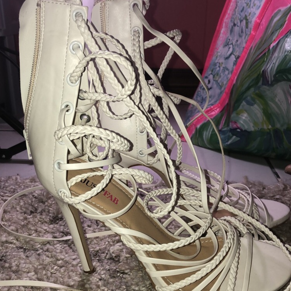 3/$15 Just fab White Lace Up Heel